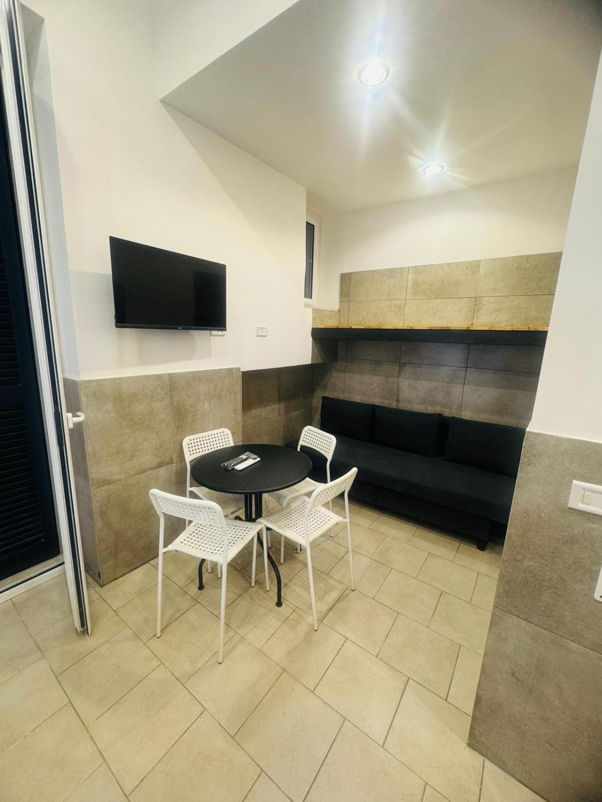 Terrazza Miracoli Napoli Aparthotel Exteriör bild