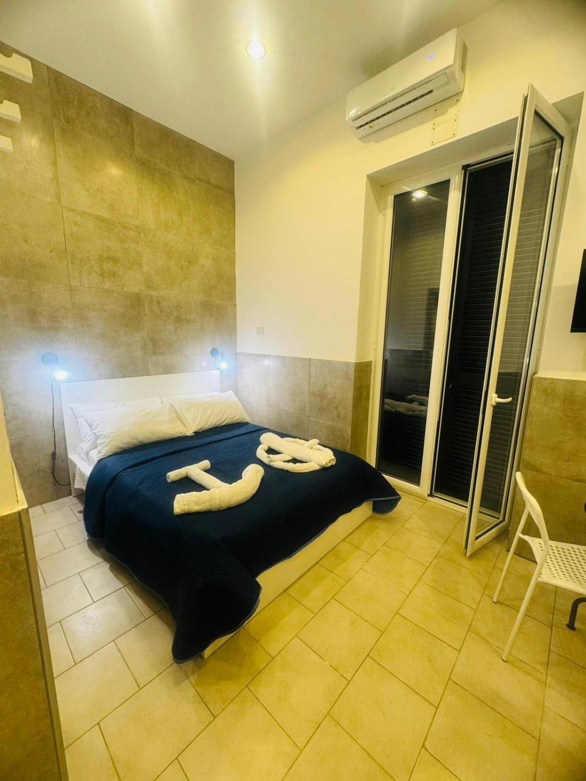 Terrazza Miracoli Napoli Aparthotel Exteriör bild